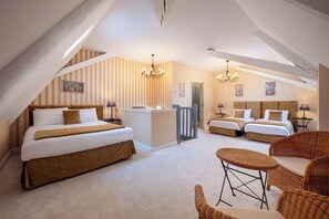 Suite | In-room safe, individually decorated, soundproofing, iron/ironing board