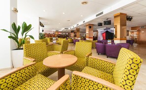 Bar (on property) - Apartamentos Globales Verdemar (Calvia)