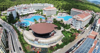 Green Nature Resort & Spa