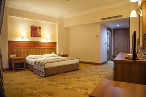 Standard Room, Multiple Beds | Minibar, in-room safe, wheelchair access - Green Nature Resort & Spa (Marmaris)