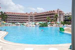 Indoor pool, 2 outdoor pools, sun loungers - Green Nature Resort & Spa (Marmaris)