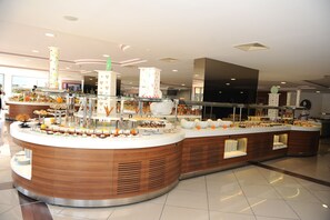 Free daily buffet breakfast - Green Nature Resort & Spa (Marmaris)