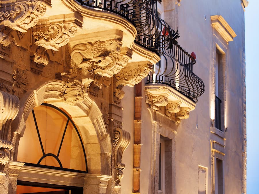 Fasade – kveld/natt