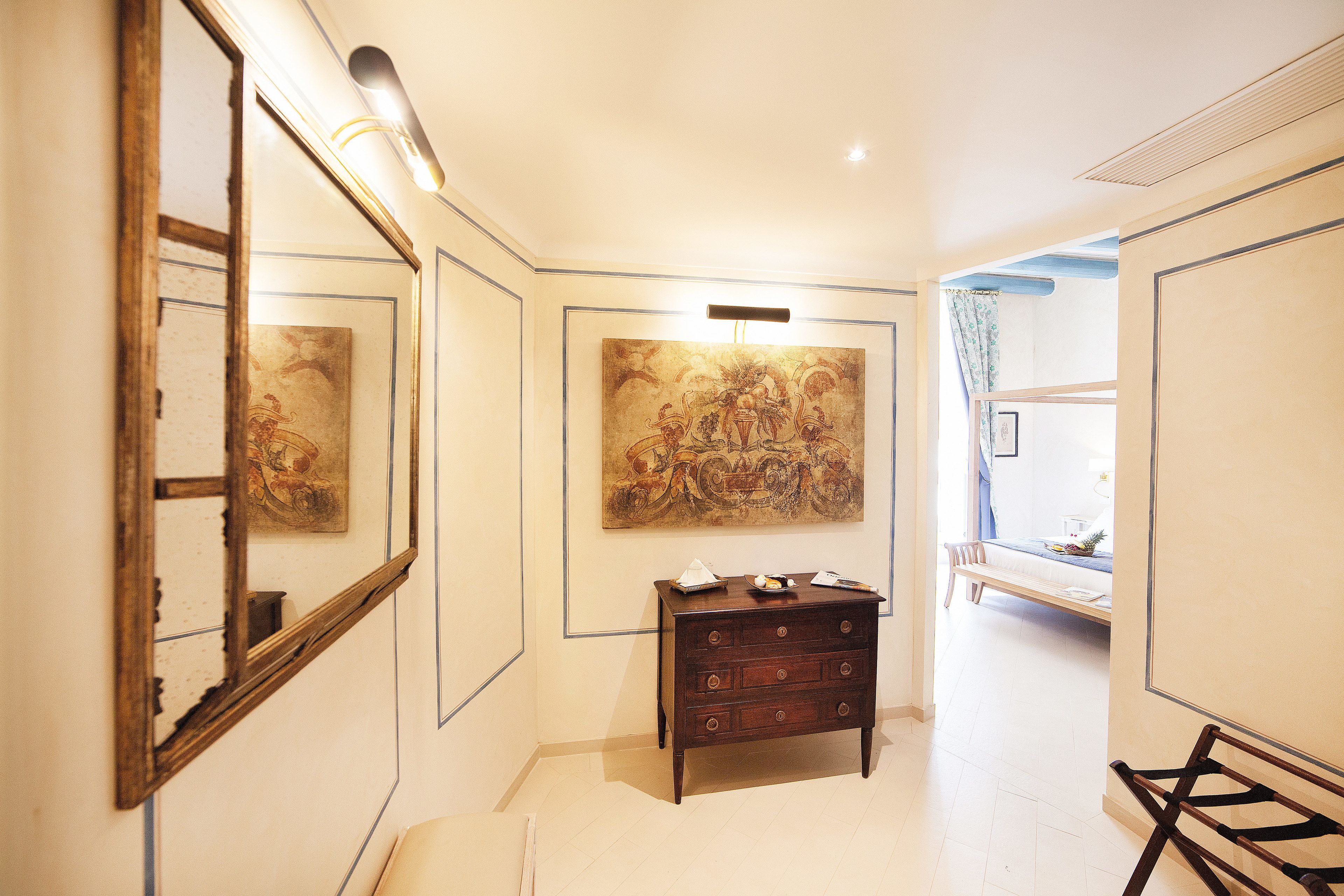 large family room connected rooms (junior suite and classic room)  | hallway