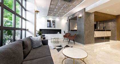 Parnon Hotel