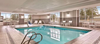 Country Inn & Suites by Radisson, Petersburg, VA