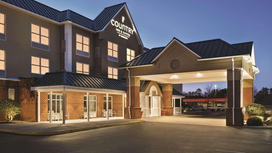Country Inn & Suites by Radisson, Petersburg, VA
