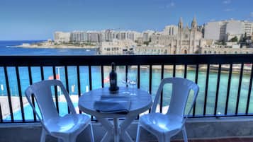 Superior Triple Room, Sea View | In-room safe, desk, blackout drapes, iron/ironing board