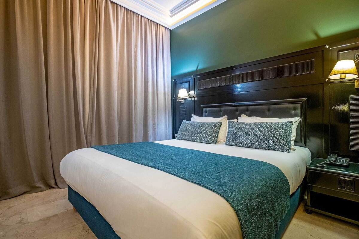 Literie de qualité supérieure, couette en duvet d'oie, minibar