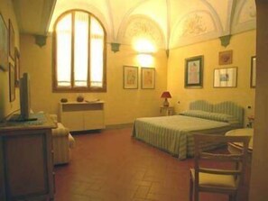 Room - FirenzeSuite (Florence)