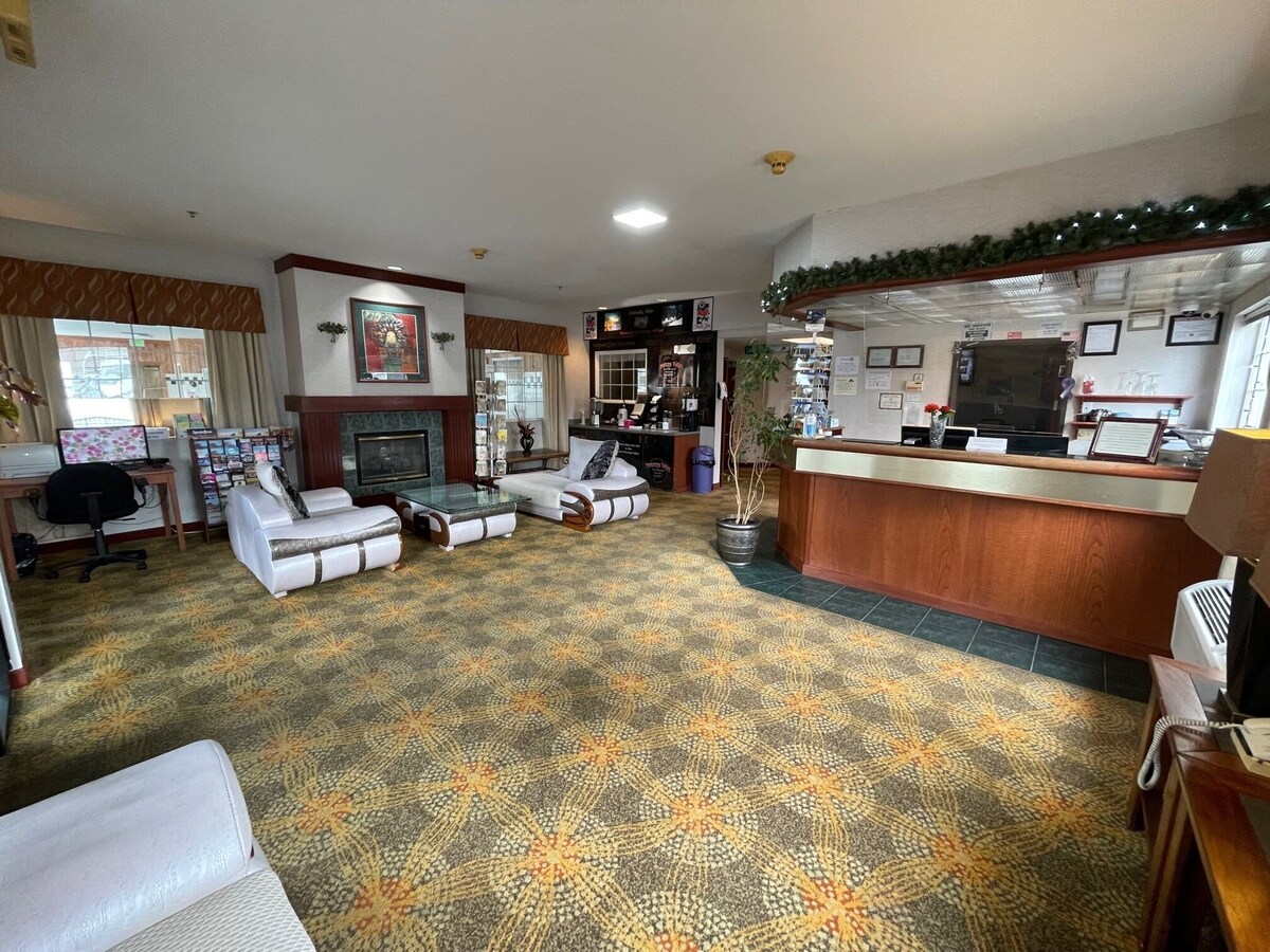 Omak Inn Reviews, Deals & Photos 2023 Expedia