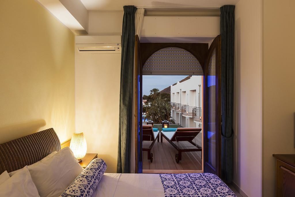 premium double room, terrace | terrace/patio