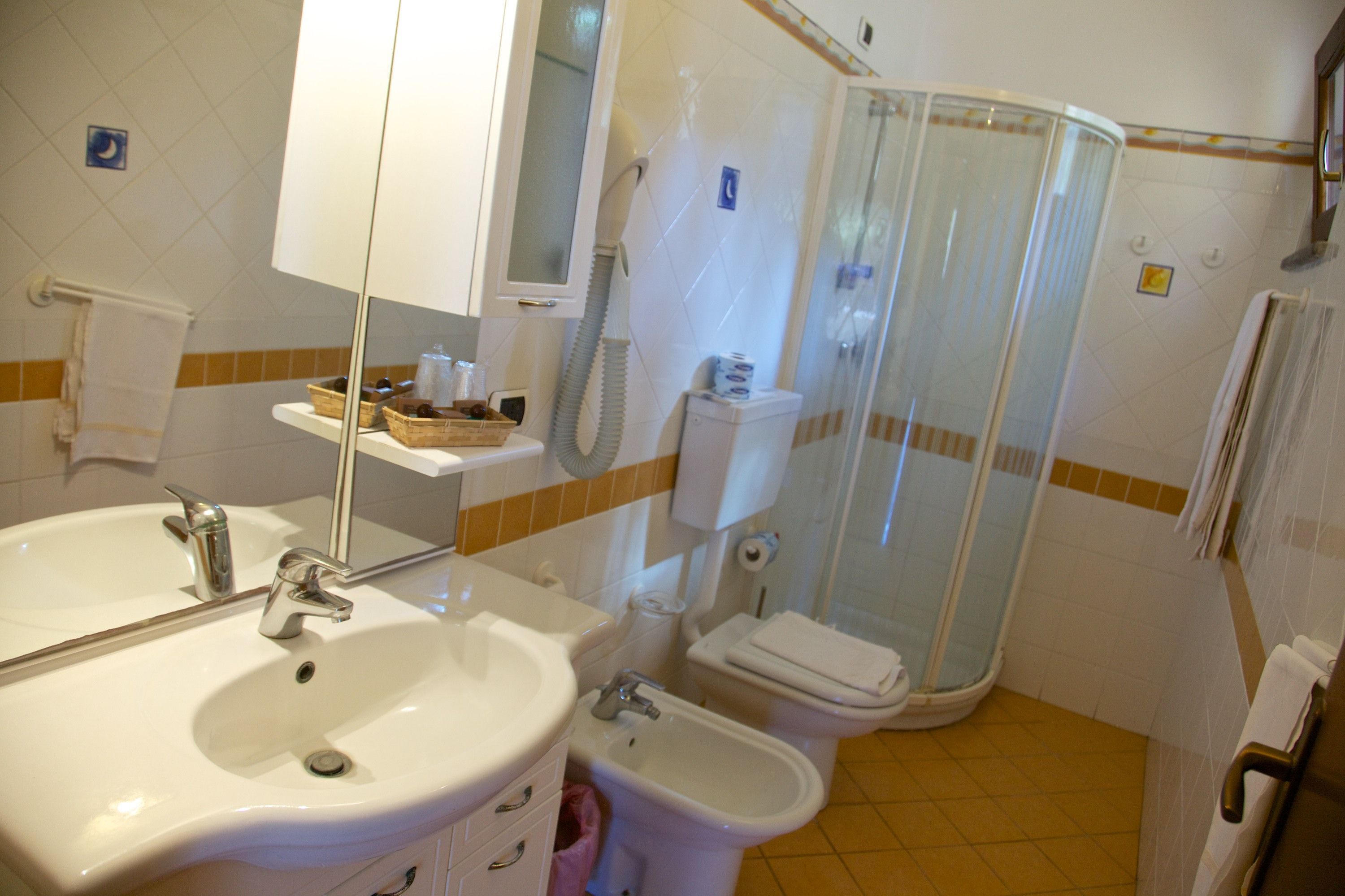 superior double room, patio, poolside | bathroom | shower, free toiletries, hair dryer, bidet