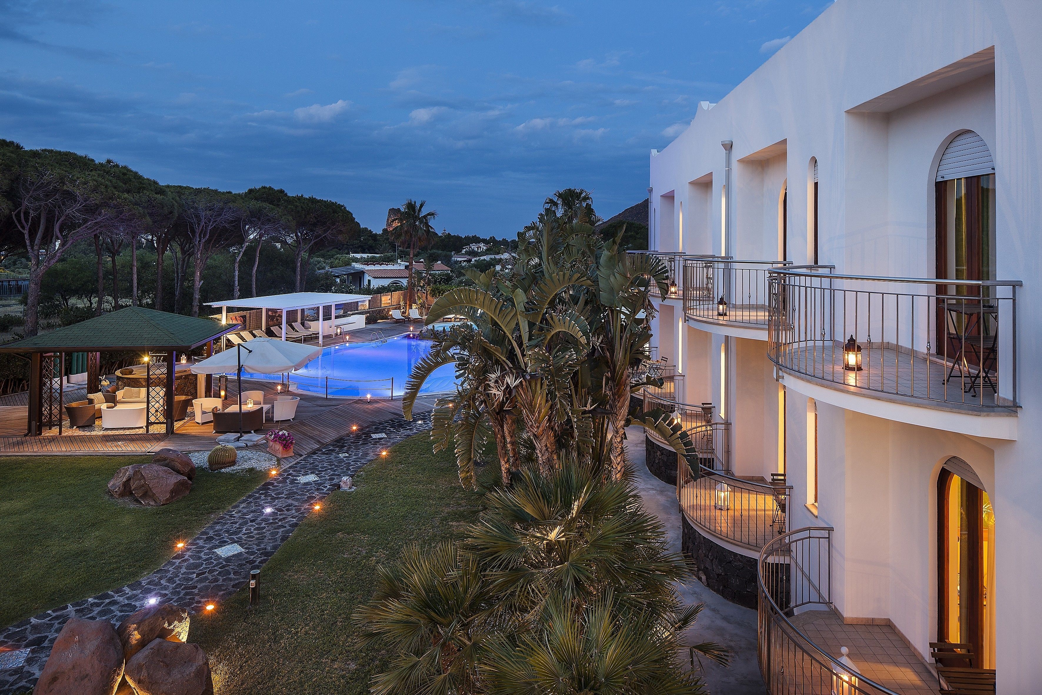 Front of property - evening/night