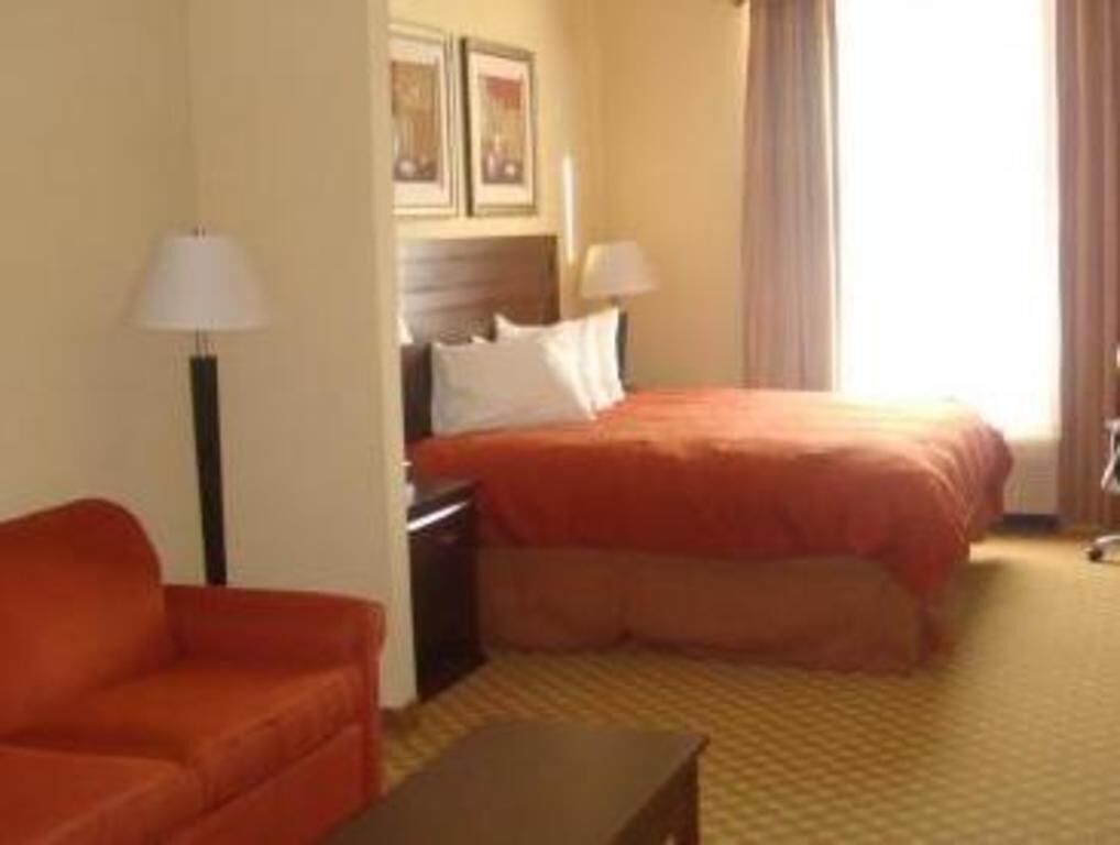In-room safe, blackout drapes, iron/ironing board