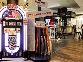 Breakfast, lunch, dinner served; international cuisine 