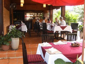 Tägliches kontinentales Frühstück gegen Gebühr