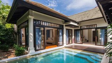 Family Pool Villa Suite | Garden view