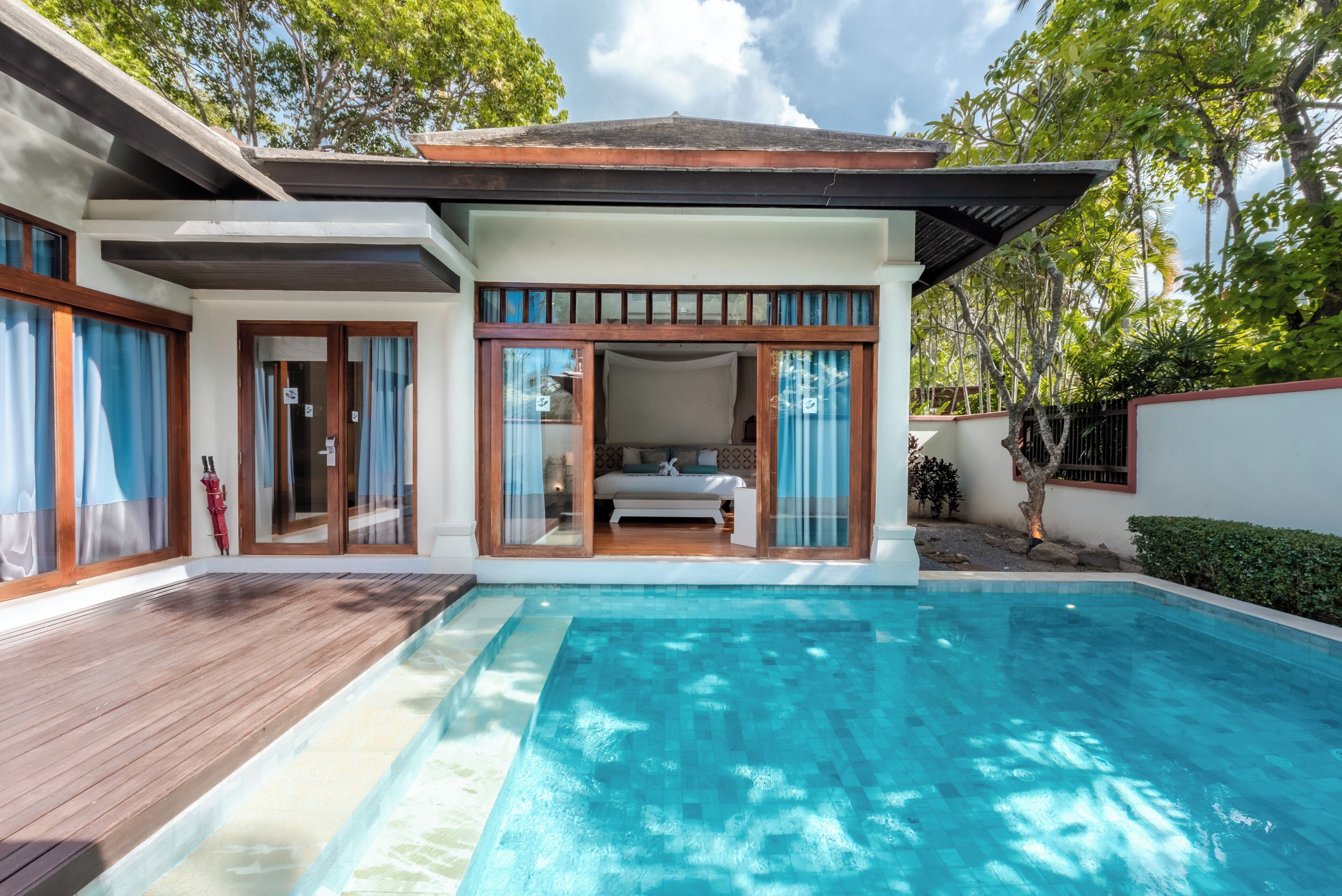 Pool Villa Suite | Premium bedding, minibar, in-room safe, cribs (free)