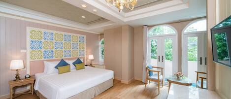 Brankas, tirai kedap cahaya, kedap suara, dan Wi-Fi gratis