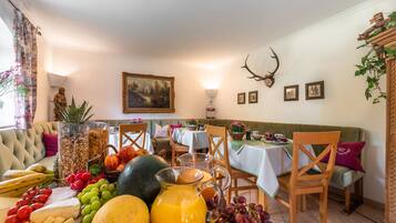 Desayuno buffet incluido todos los dĂas