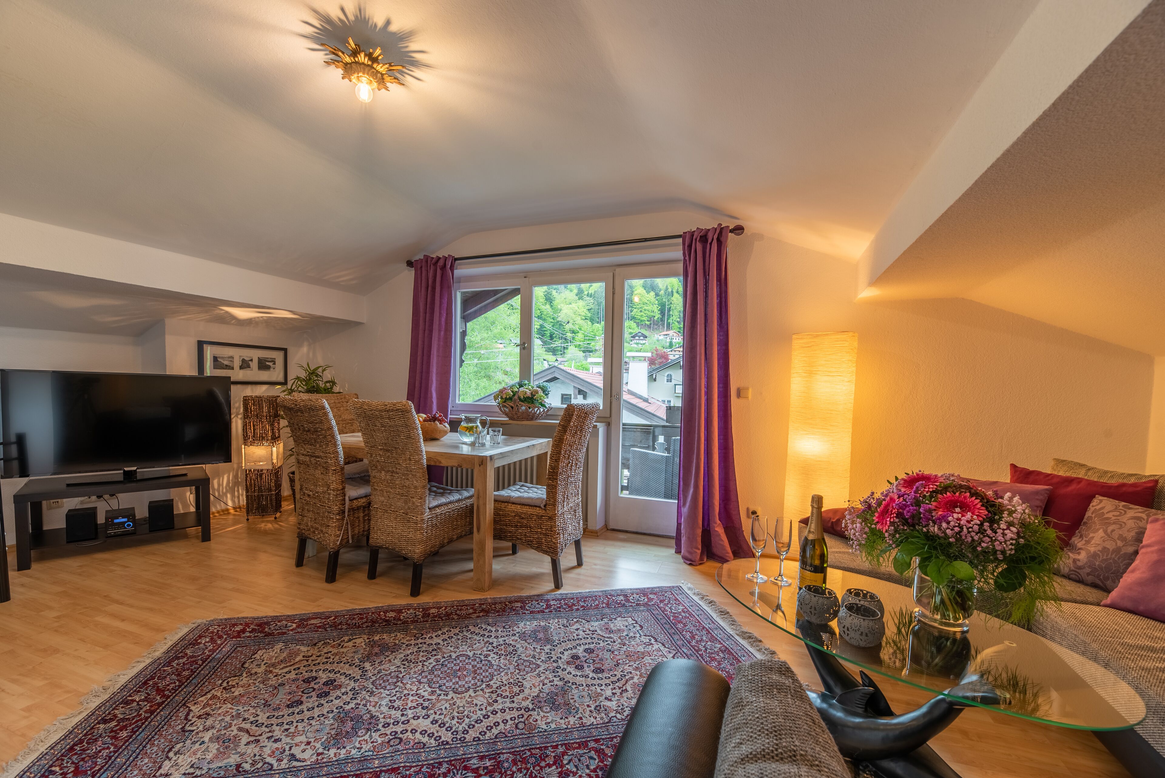 Suite | In-room safe, individually decorated, desk, laptop workspace