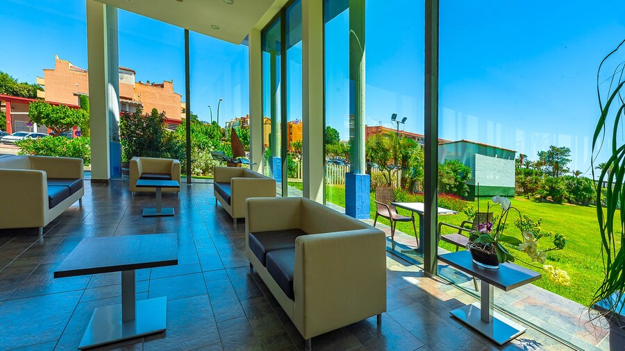 Xon's Platja ApartHotel