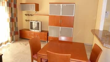 Apartment, 2 Bedrooms, Terrace | Iron/ironing board, free cots/infant beds