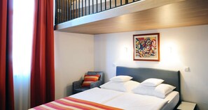 Family Loft, Multiple Beds