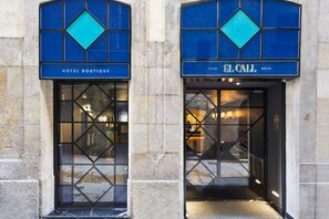 Front of property - Hotel El Call (Barcelona)