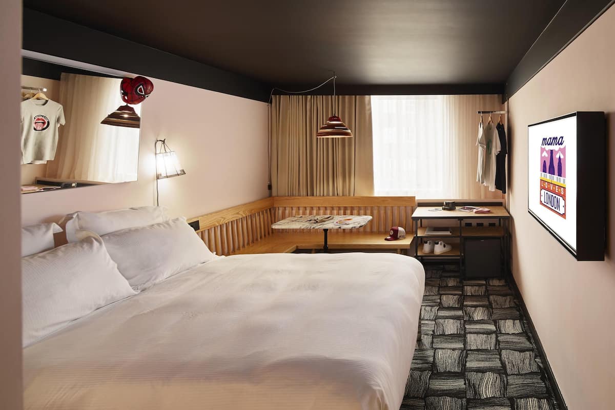 Premium bedding, in-room safe, desk, soundproofing