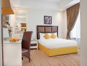 Ropa de cama de alta calidad y minibar 