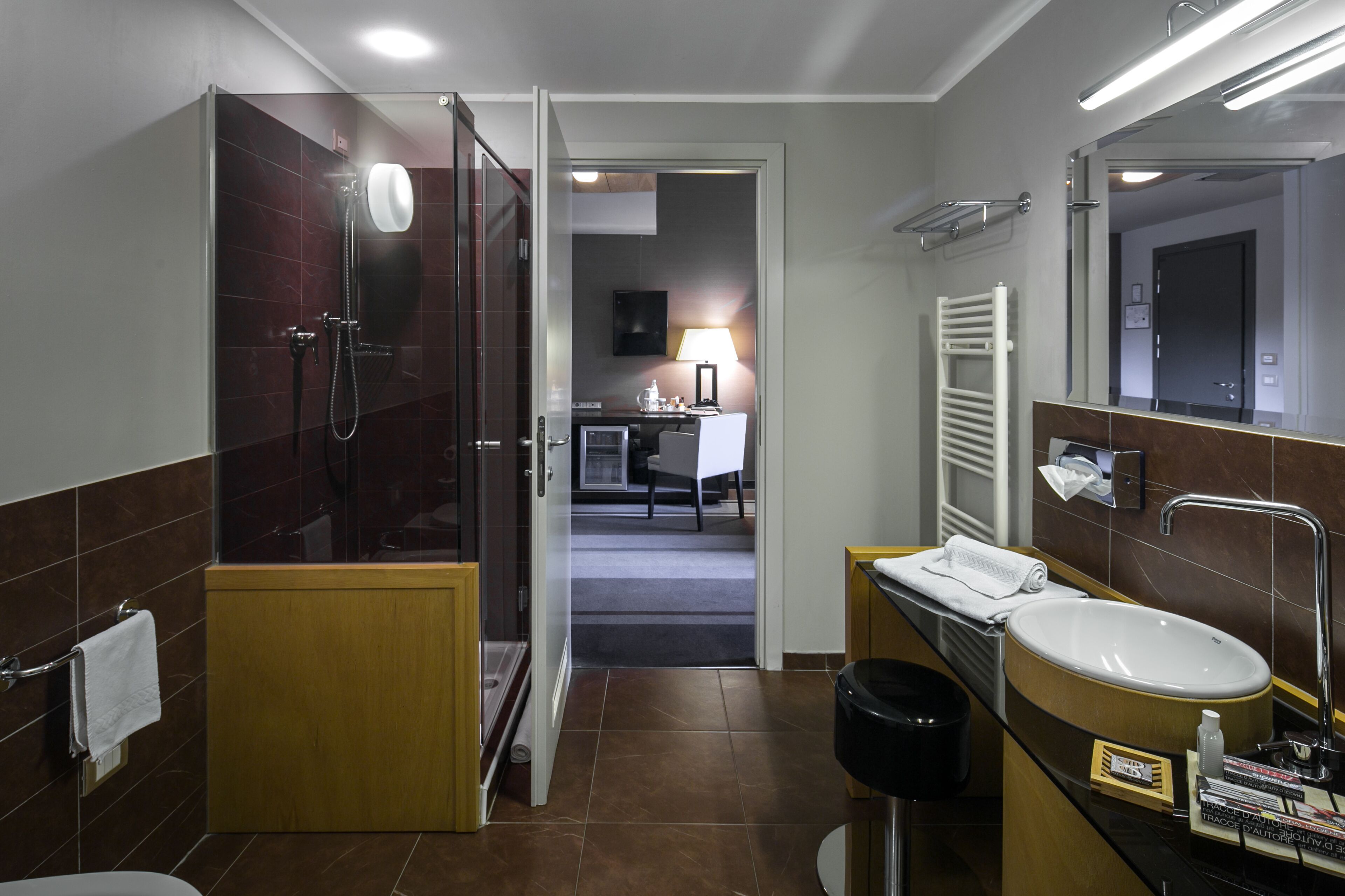 family room | bathroom | hair dryer, bidet, towels, soap