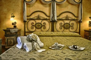 Double Room | In-room safe, desk, soundproofing, free WiFi - Hotel Victoria (Taormina)
