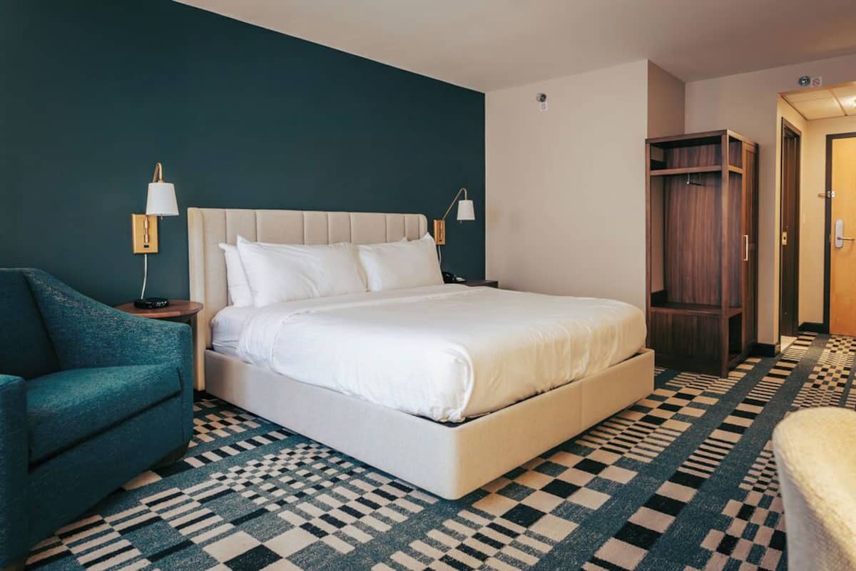 Premium bedding, pillow-top beds, in-room safe, desk
