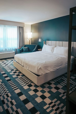 Standard Room, 1 Queen Bed