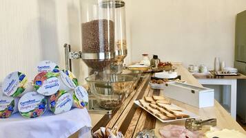 Daily buffet breakfast for a fee