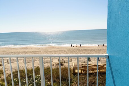 Beach Club at Montego Inn - Image 38