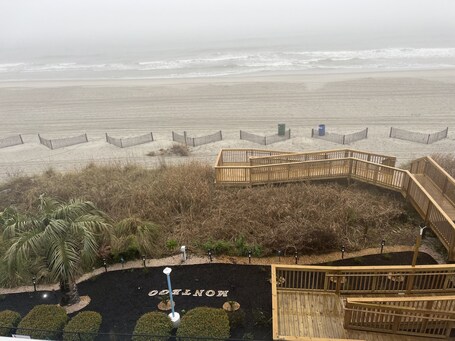 Beach Club at Montego Inn - Image 6
