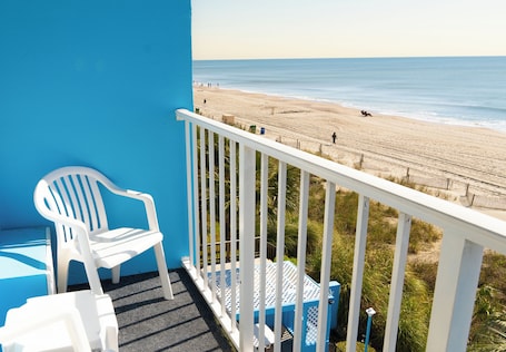 Beach Club at Montego Inn - Image 2