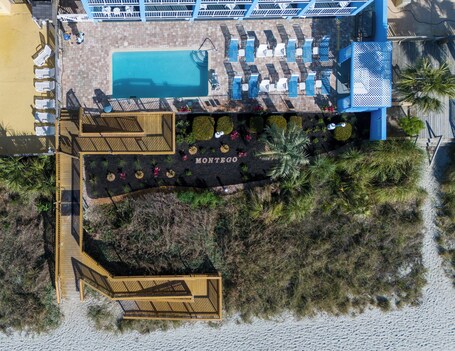 Beach Club at Montego Inn - Image 54