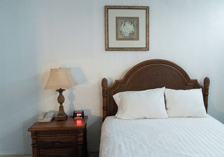 Beach Club at Montego Inn - Image 31