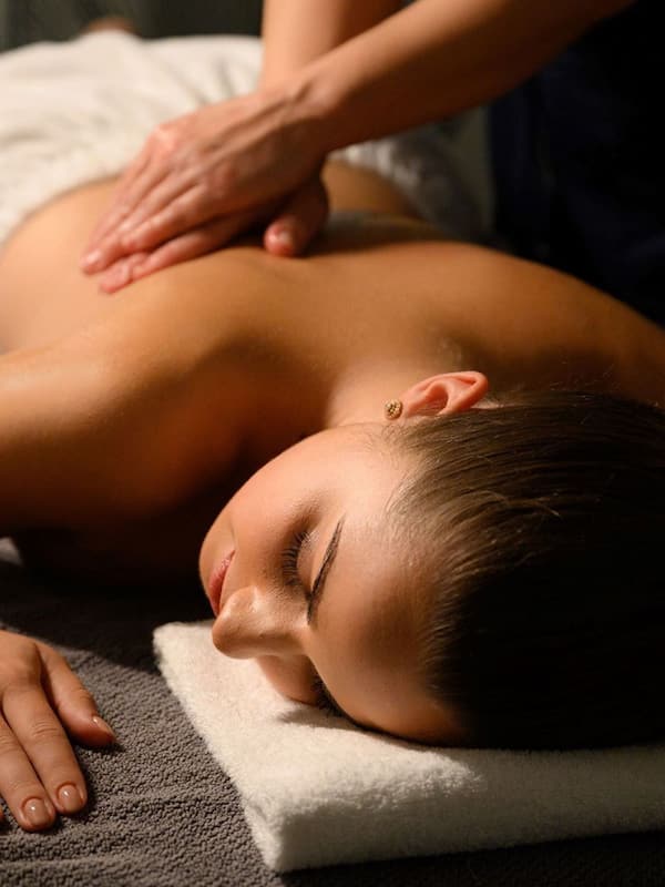 Phòng tắm hơi, phòng xông hơi, liệu pháp hương thơm, massage Thụy Điển