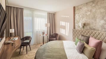 1 habitación, ropa de cama hipoalergénica y minibar