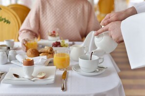 Daily buffet breakfast (EUR 15 per person)