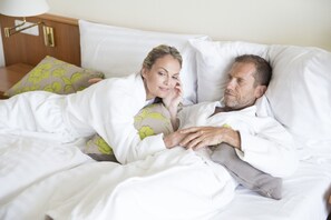 Hypo-allergenic bedding, minibar, in-room safe, desk - Hotel Carbona Thermal Spa (Hévíz)