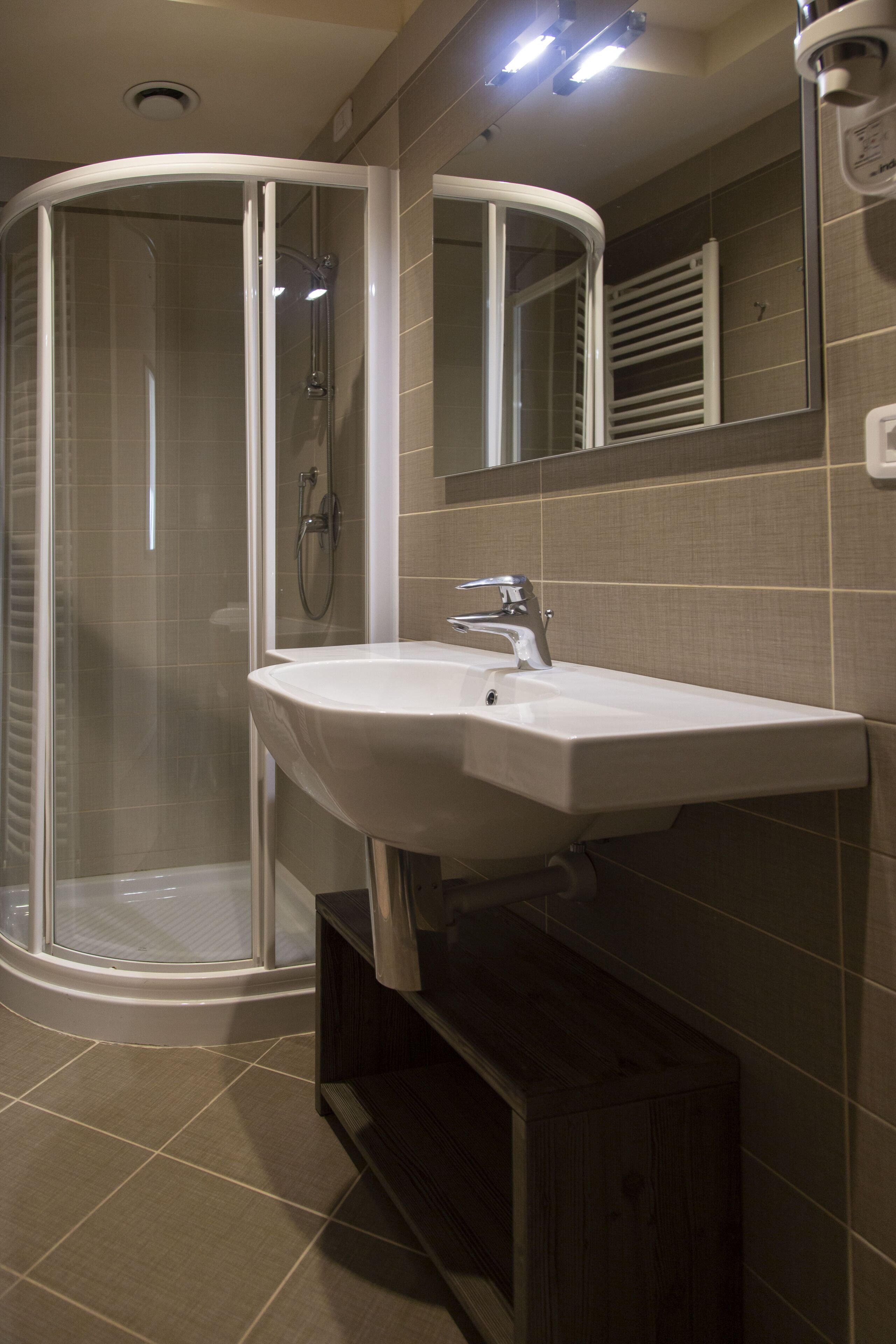 junior studio suite, balcony | bathroom | shower, free toiletries, hair dryer, bidet