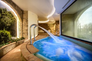 Baignoire à remous intérieure