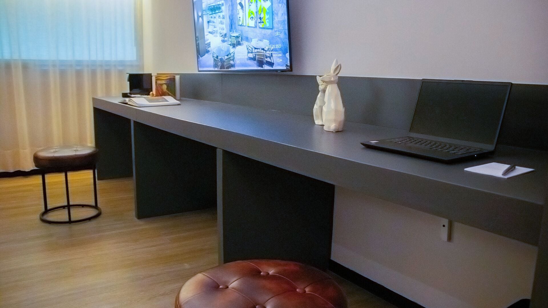 basic room | 1 bedroom, premium bedding, down duvets, in-room safe