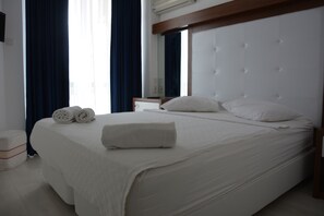 Minibar, free WiFi, bed sheets - Asenabeach Hotel Kuşadası (Kuşadası)